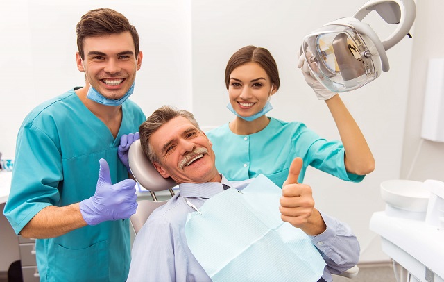 دندانپزشک حرفه‌ای در تهران